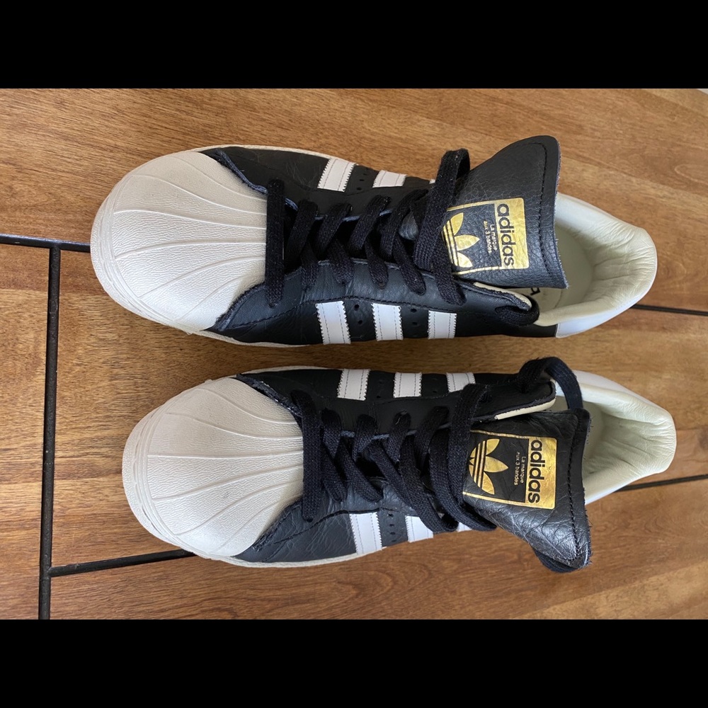 Adidas black, white stripes wore once